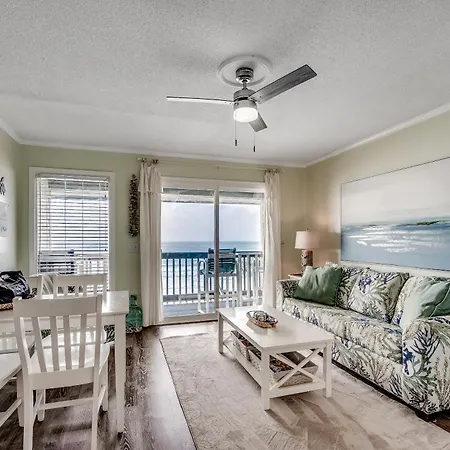 Drifty Daze Oceanfront Suite W Pool